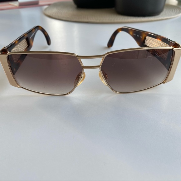 VALENTINO SUNGLASSES - Picture 1 of 6